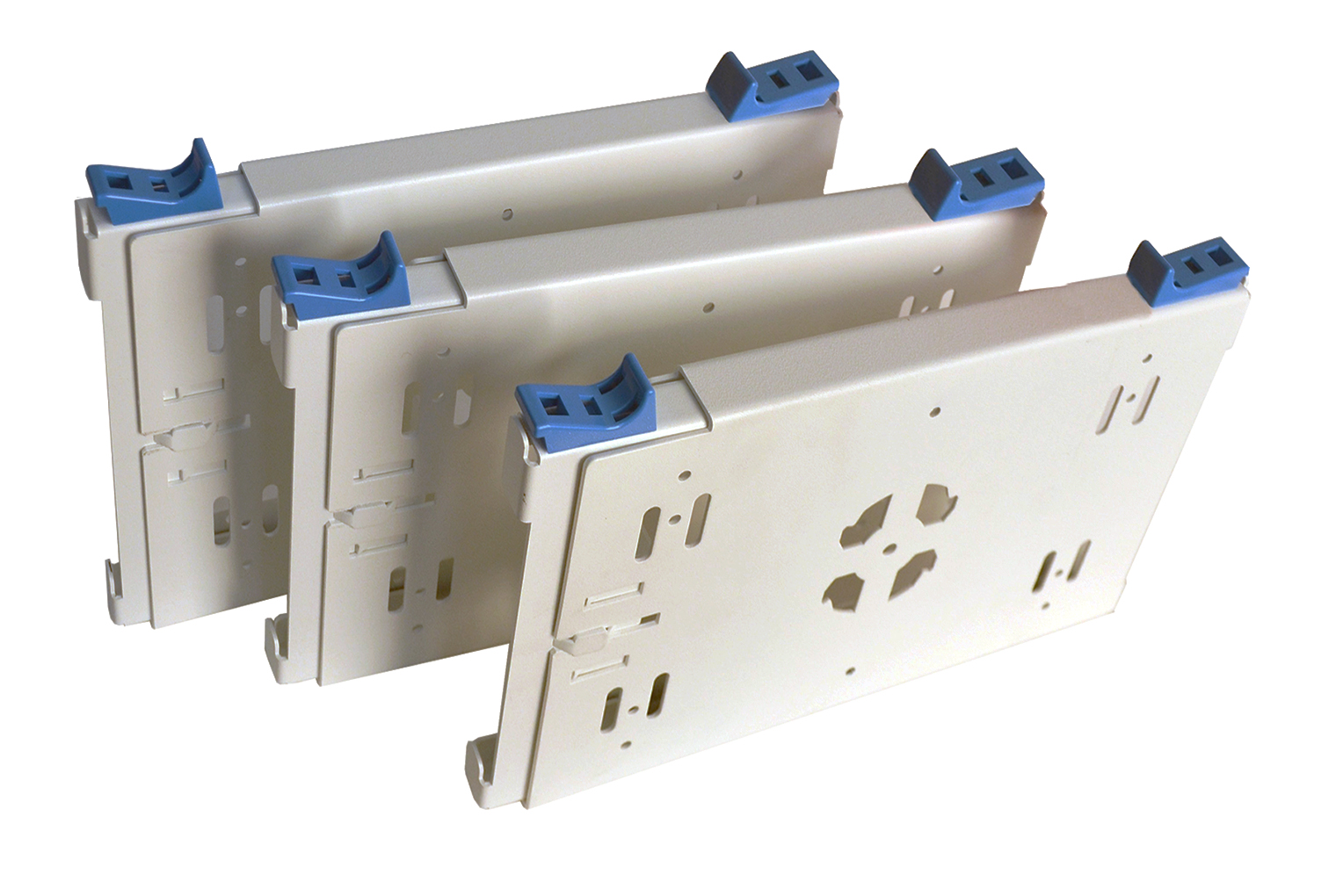 Movable Mid-Section Kit for Evolution® Double-Sided Vertical Cable Manager - Image 1